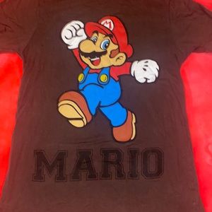 size medium, super Mario bros tee